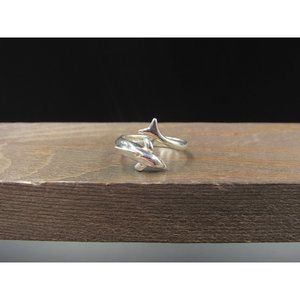 Size 6.25 Sterling Silver Dolphin Animal Band Ring